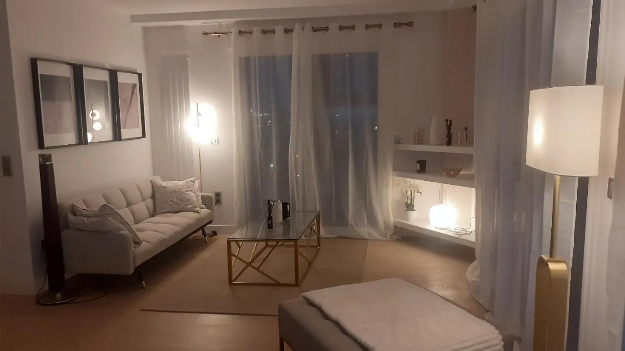 Le Berlier 13 Apartment Paris 0*,  France